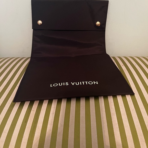 Louis Vuitton Rich Brown Pouch with Gold Accents - Picture 2 of 6